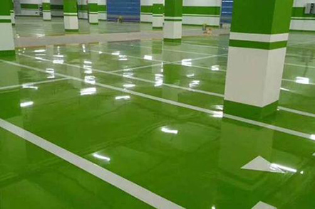環氧地坪施工時碰上地面潮濕要怎么處理？